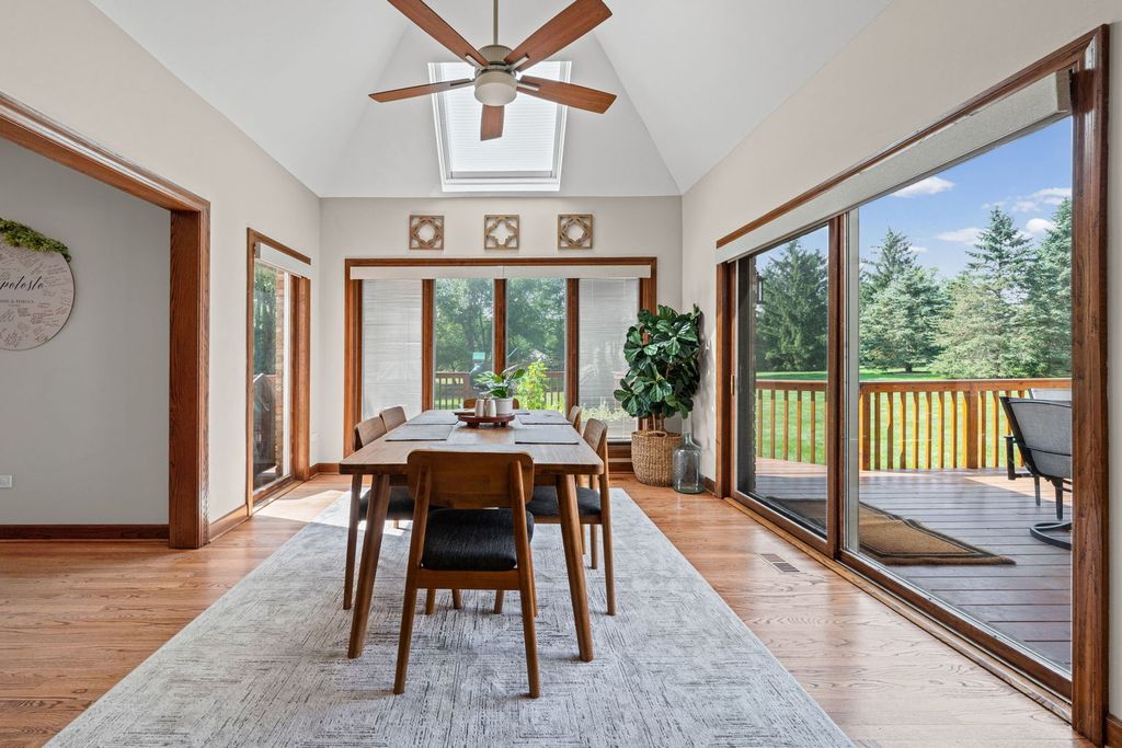 5657 Oakwood Circle, Long Grove, IL 60047 — photo 5