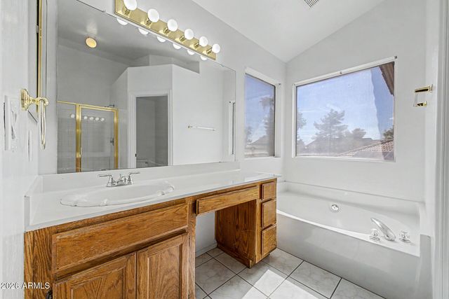 3121 E WAGONER Road, Phoenix, AZ 85032