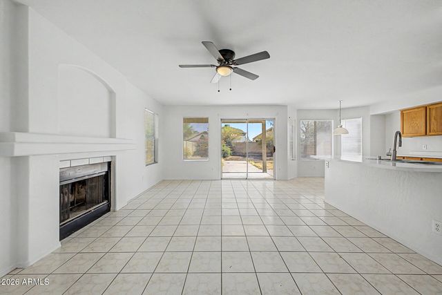 3121 E WAGONER Road, Phoenix, AZ 85032