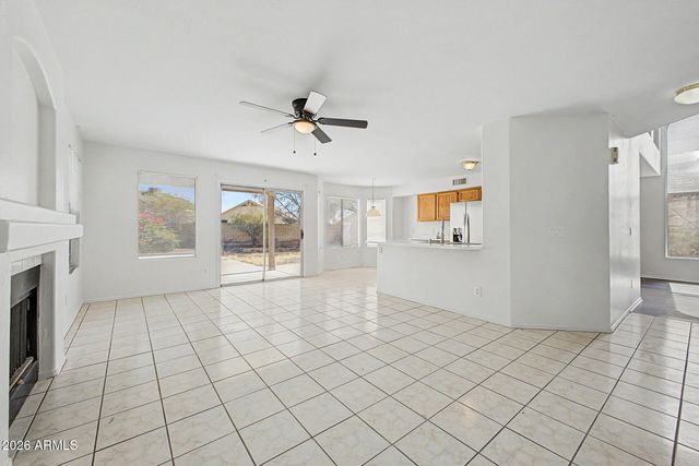3121 E WAGONER Road, Phoenix, AZ 85032