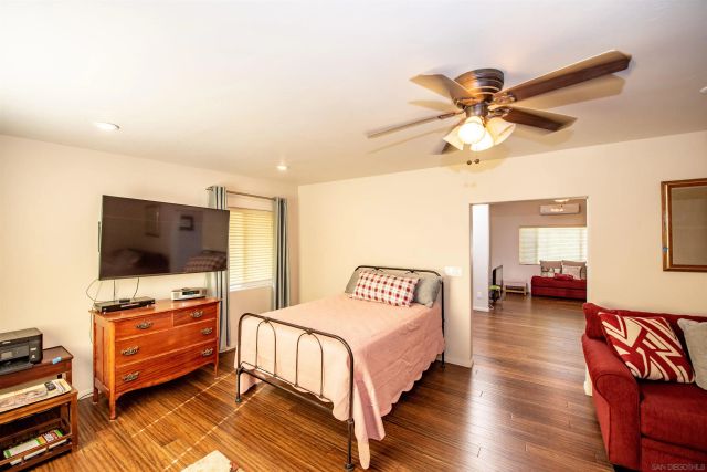 6406-08 N Radio Dr, San Diego, CA 92114