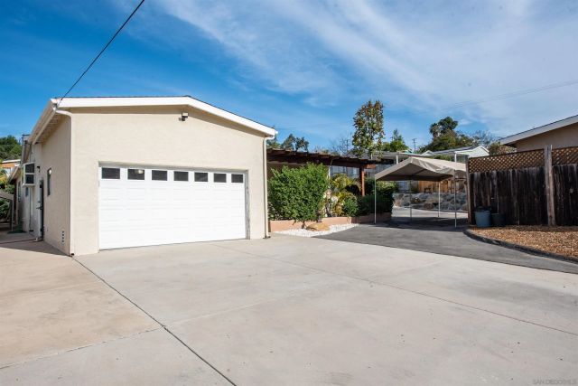 6406-08 N Radio Dr, San Diego, CA 92114