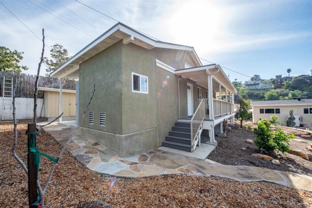 6406-08 N Radio Dr, San Diego, CA 92114