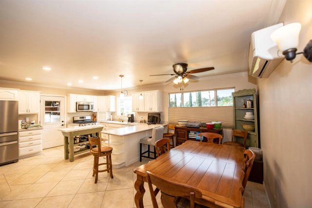 6406-08 N Radio Dr, San Diego, CA 92114