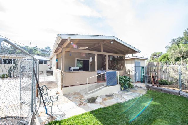 6406-08 N Radio Dr, San Diego, CA 92114