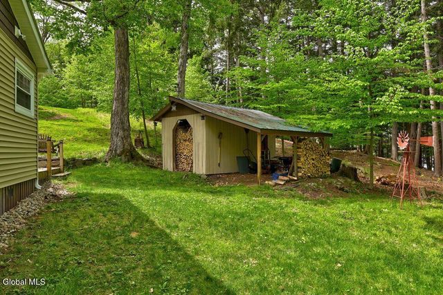34 Lakeview Terrace, Hadley, NY 12835