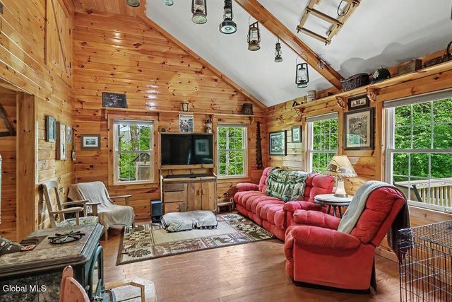 34 Lakeview Terrace, Hadley, NY 12835
