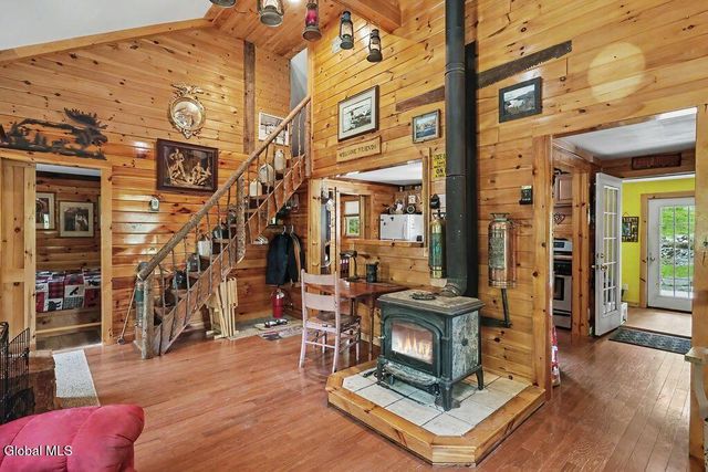 34 Lakeview Terrace, Hadley, NY 12835