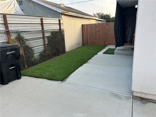 1126 E 106th, Los Angeles, CA 90002