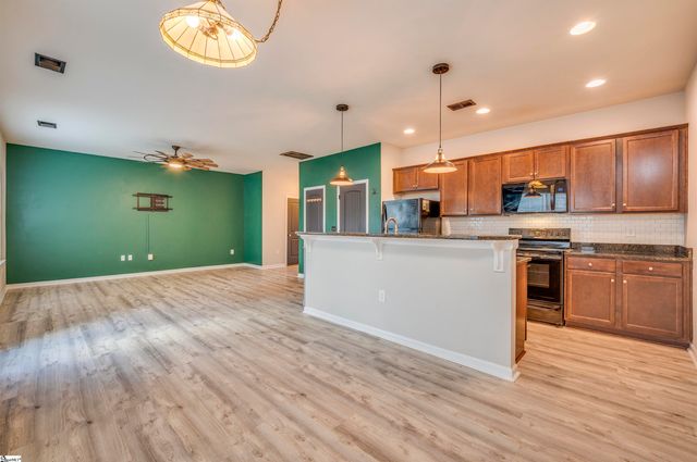 309 Grant Street, Easley, SC 29640