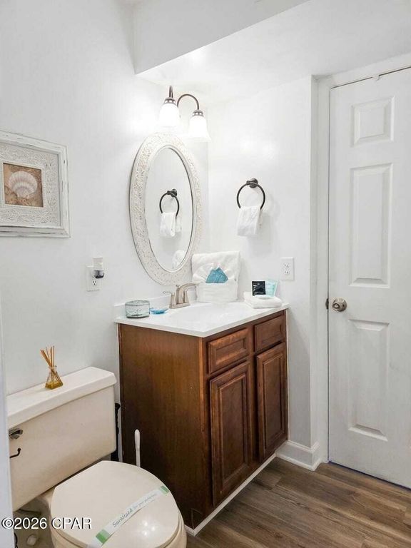 Image 17 of property listing at 8743 Thomas Drive 209, Panama City Beach, FL 32408