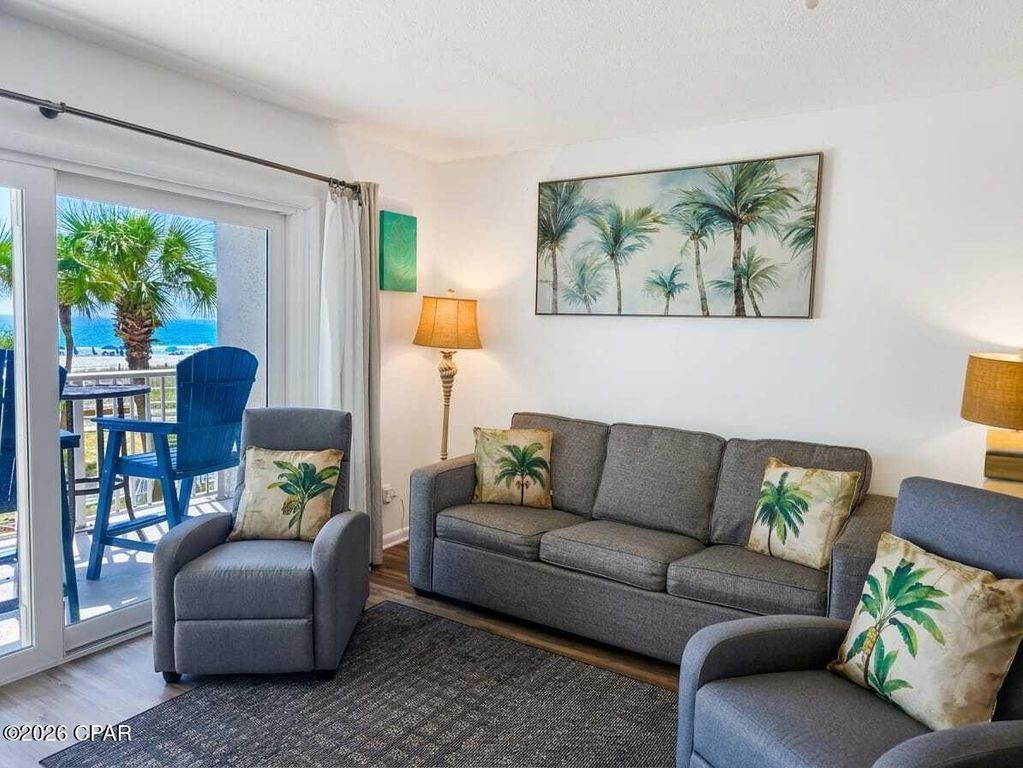 Image 5 of property listing at 8743 Thomas Drive 209, Panama City Beach, FL 32408