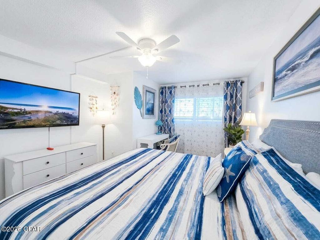 Image 8 of property listing at 8743 Thomas Drive 209, Panama City Beach, FL 32408
