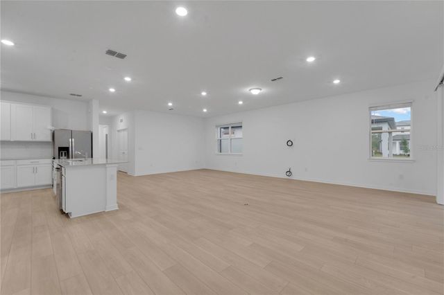 6573 ASBURY BARNES LANE, Wesley Chapel, FL 33545