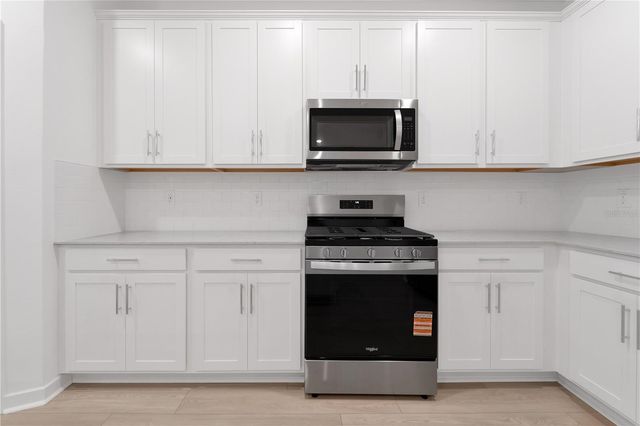 6573 ASBURY BARNES LANE, Wesley Chapel, FL 33545