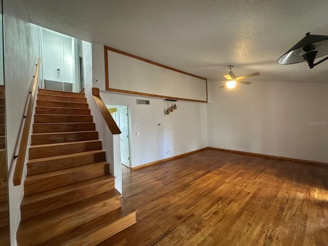 5419 SWEETWATER TERRACE CIRCLE 3-20, Tampa, FL 33634