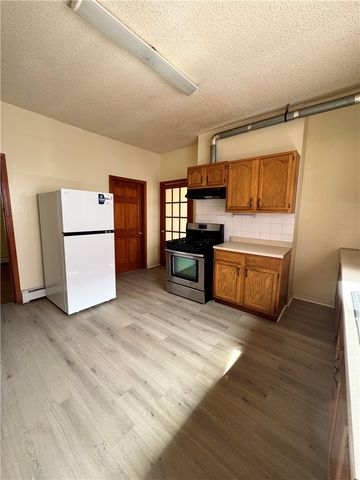 166 Bath Street, Providence, RI 02908