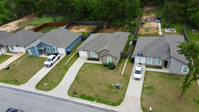 920 Ray Drive, Denison, TX 75020