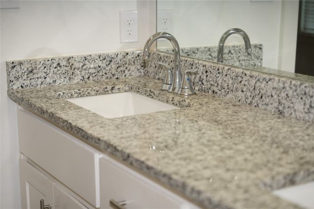 920 Ray Drive, Denison, TX 75020