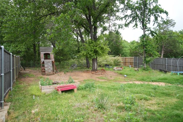 920 Ray Drive, Denison, TX 75020