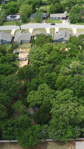 920 Ray Drive, Denison, TX 75020