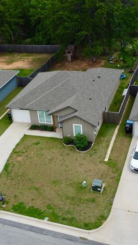 920 Ray Drive, Denison, TX 75020