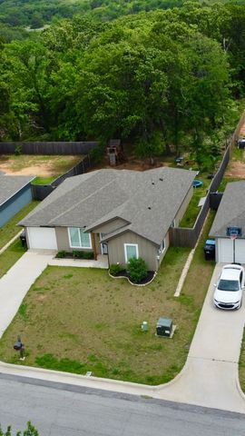 920 Ray Drive, Denison, TX 75020