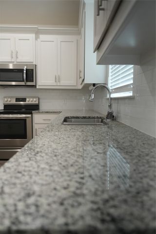 920 Ray Drive, Denison, TX 75020