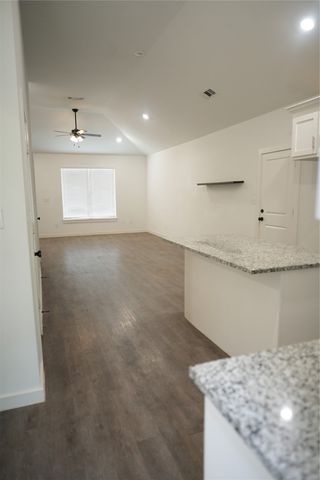 920 Ray Drive, Denison, TX 75020