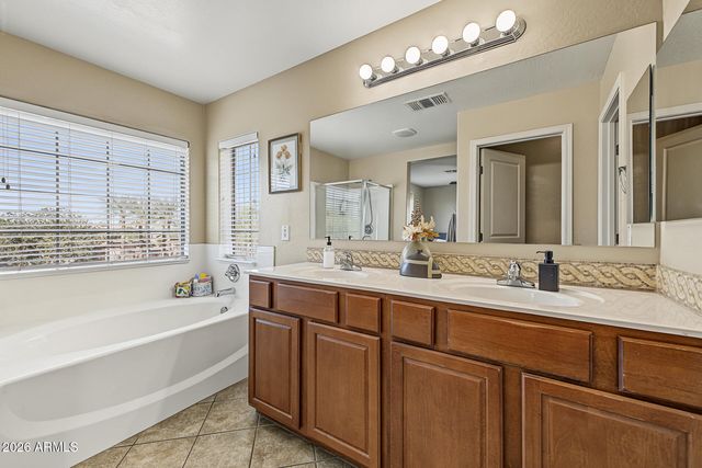 1657 E ELGIN Street, Gilbert, AZ 85295
