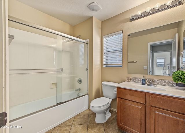 1657 E ELGIN Street, Gilbert, AZ 85295