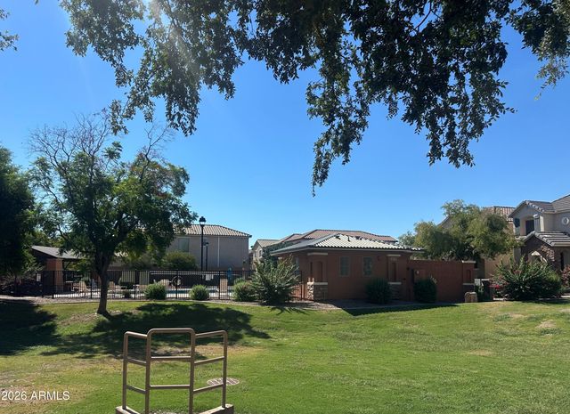 1657 E ELGIN Street, Gilbert, AZ 85295