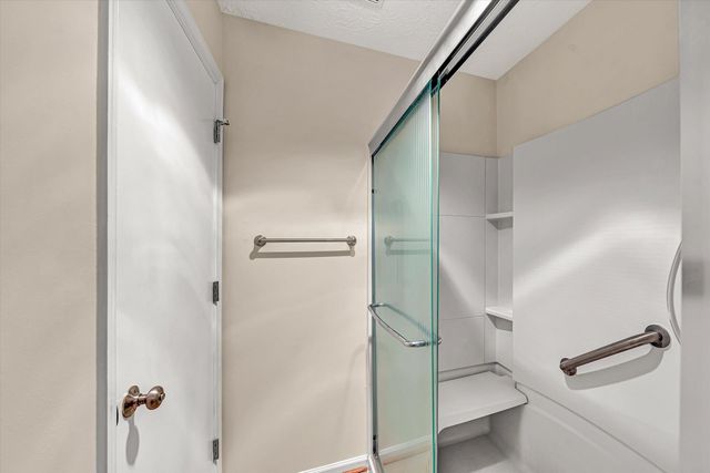 375 Tinkerview DR, Cloverdale, VA 24077