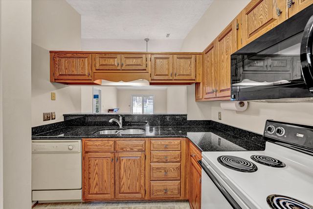 375 Tinkerview DR, Cloverdale, VA 24077