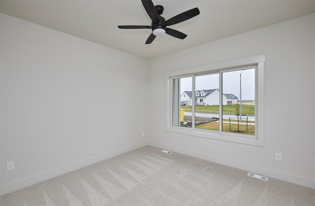 4637 179th Street, Urbandale, IA 50323