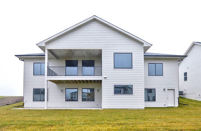 4637 179th Street, Urbandale, IA 50323