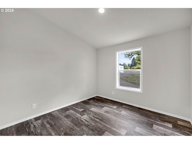 23002 Ne 58TH St, Vancouver, WA 98682