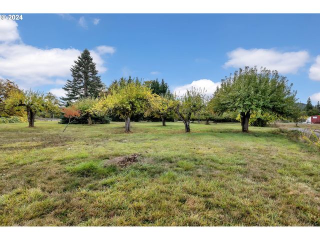23002 Ne 58TH St, Vancouver, WA 98682