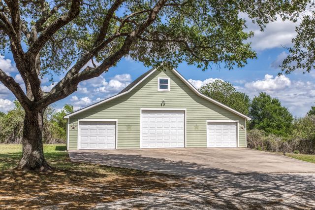 7257 Kurt Drive, Brenham, TX 77833