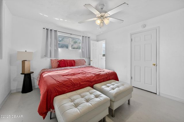 729 N Flamingo Drive, Holly Hill, FL 32117