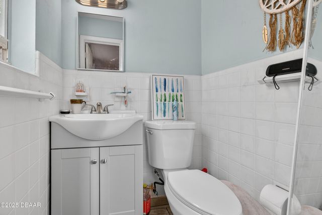 729 N Flamingo Drive, Holly Hill, FL 32117