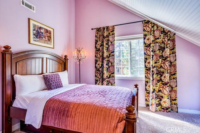 700 Booth Way, Big Bear City, CA 92314