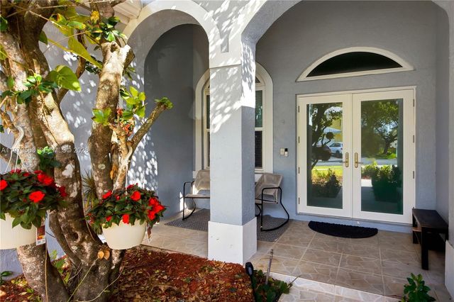 2615 SE 5th Ct, Homestead, FL 33033