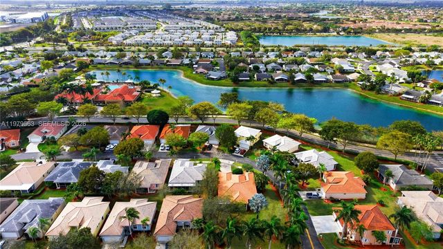 2615 SE 5th Ct, Homestead, FL 33033