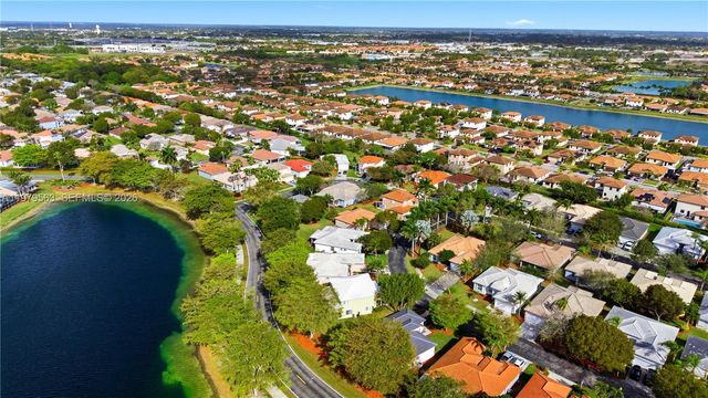 2615 SE 5th Ct, Homestead, FL 33033