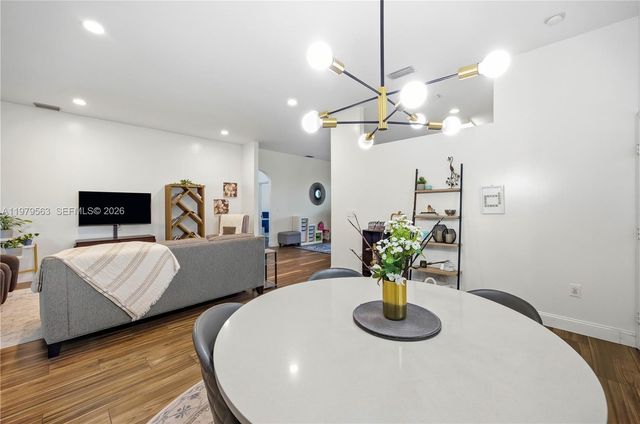 2615 SE 5th Ct, Homestead, FL 33033