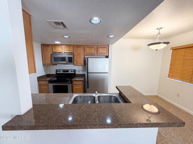 101 S Players Club Dr Apt 9103, Tucson, AZ 85745