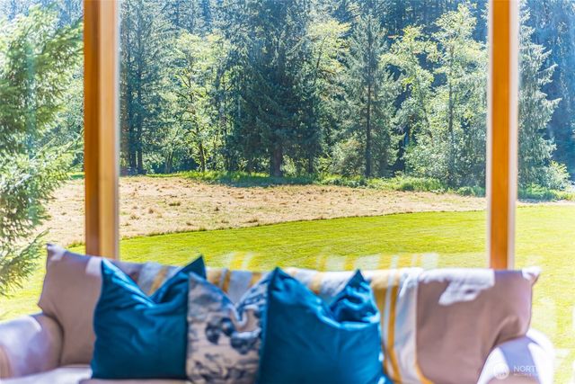 173 Pleasant Meadows, Beaver, WA 98305