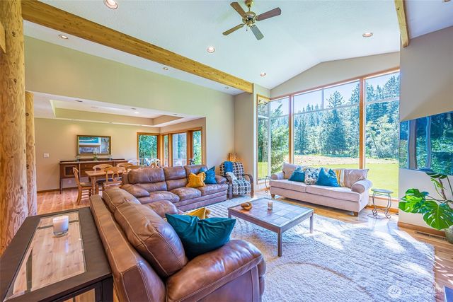 173 Pleasant Meadows, Beaver, WA 98305