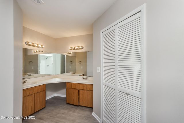 865 Pine Wood Avenue, Rockledge, FL 32955